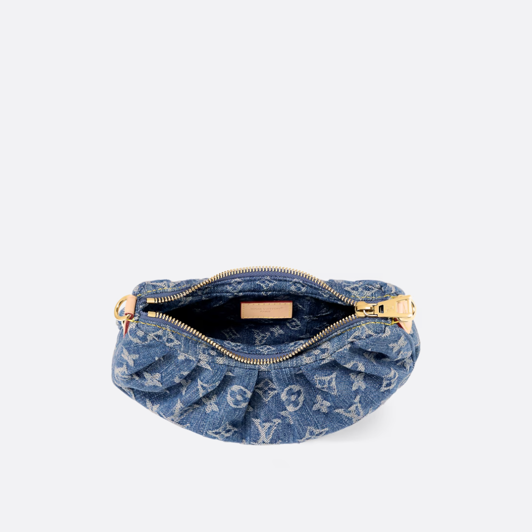 Louis Vuitton Handbag In Monogram Denim