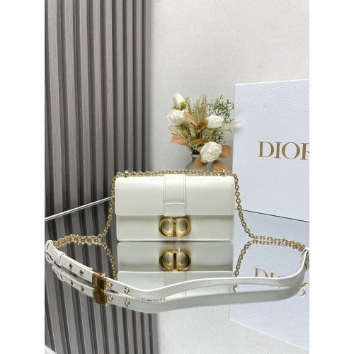 Dior 30 Montaigne East-west Bag With Chain