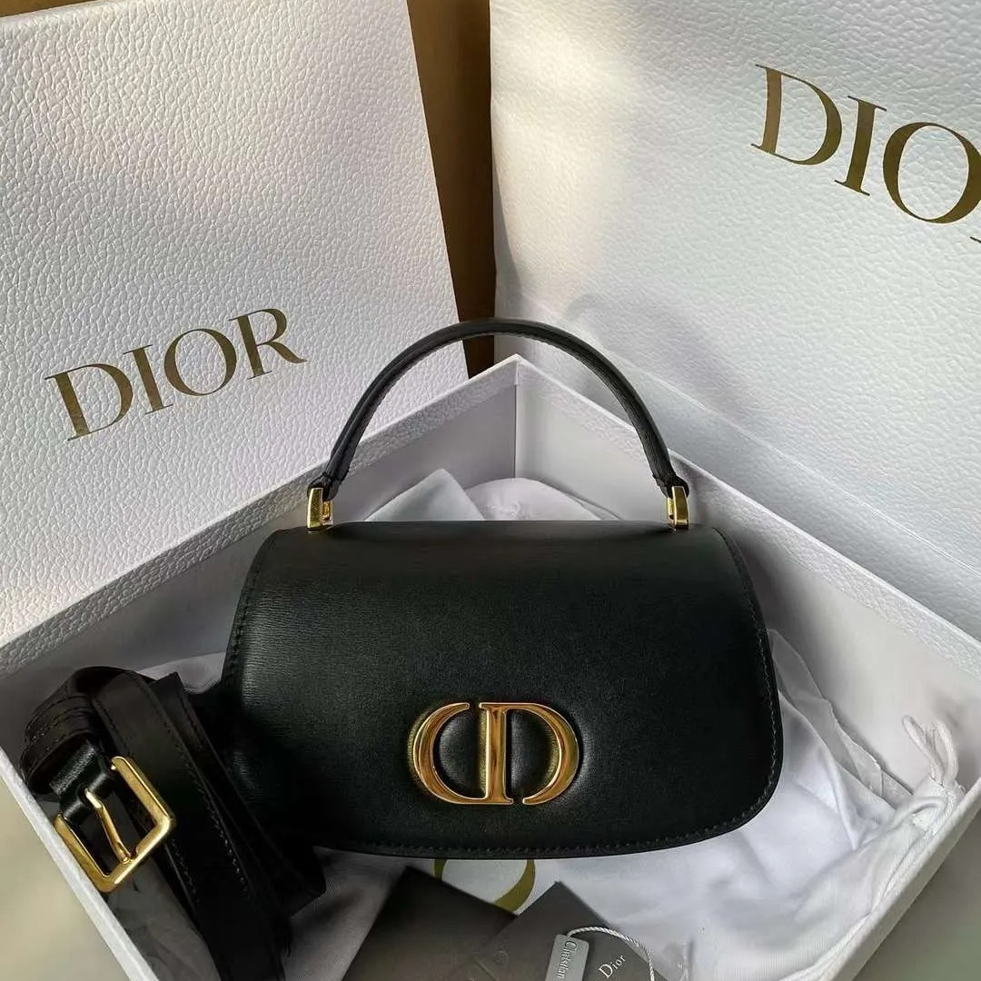 Dior 30 Montaigne Avenue Medium Bag With Top Handle