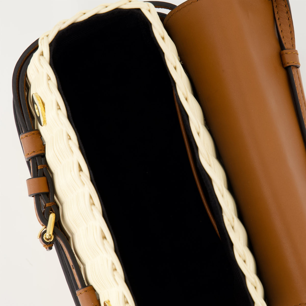 Tie Me Leather shoulder bag (Wicker & Leather)