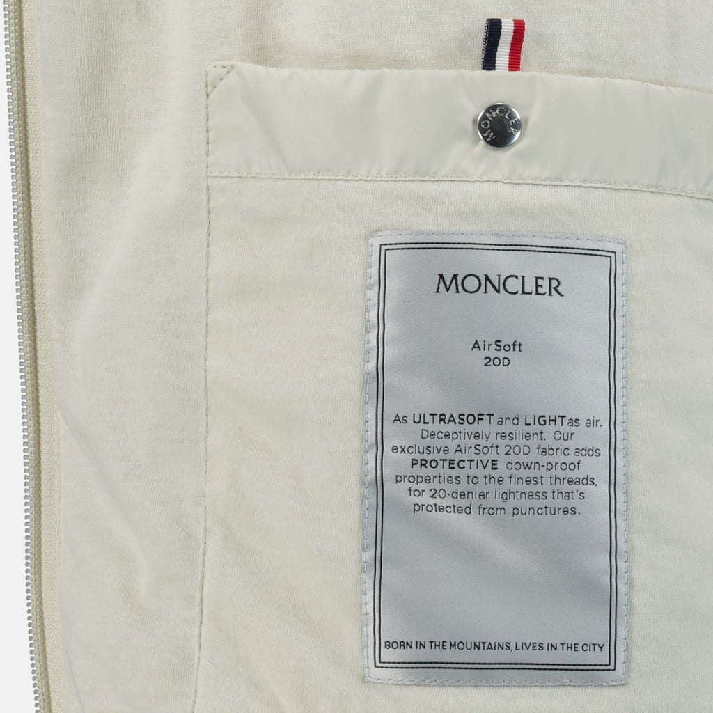 Domene Windbreaker
