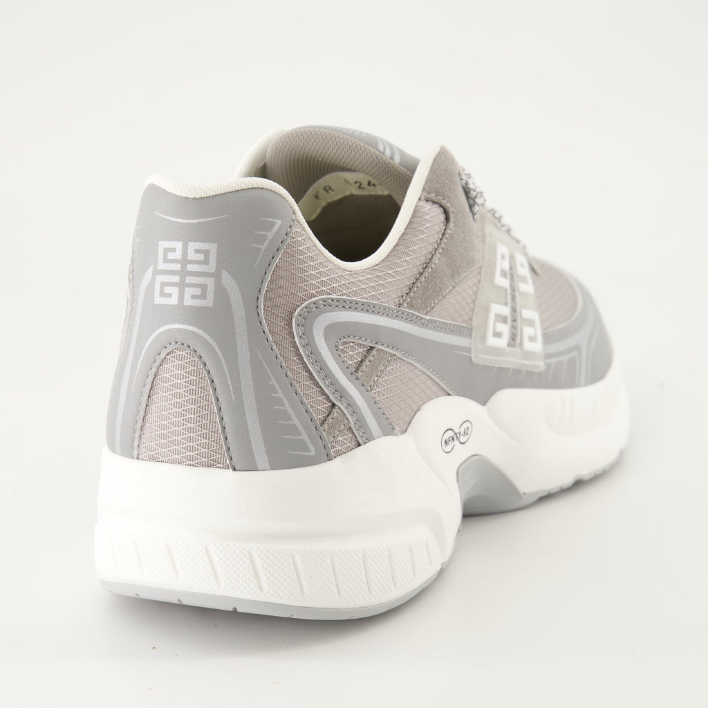 NFNTY-52 Sneakers
