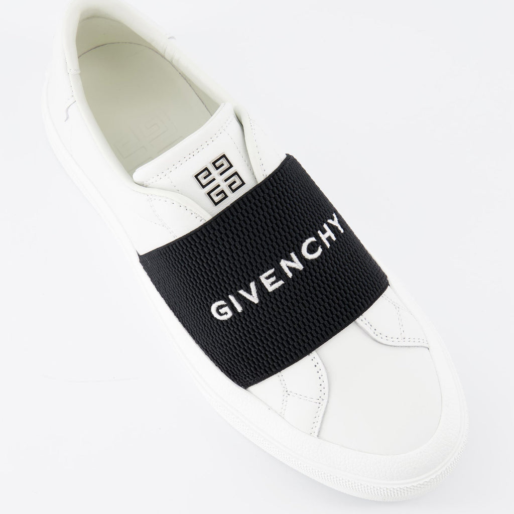 Band Sneakers