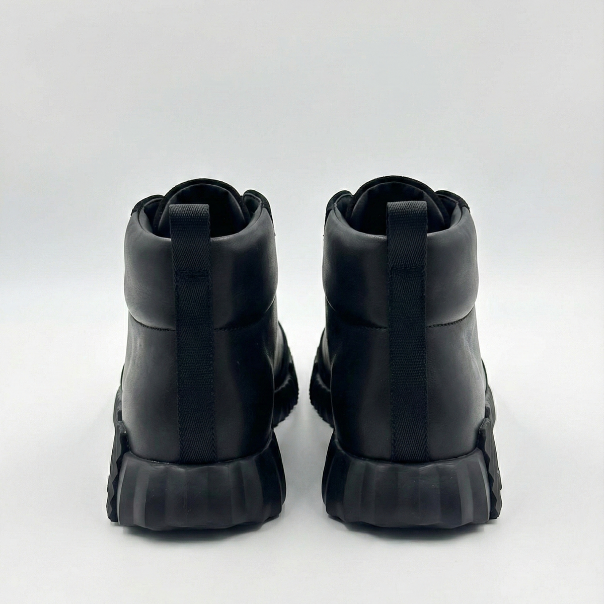 Bouncing High-Top Sneakers Black