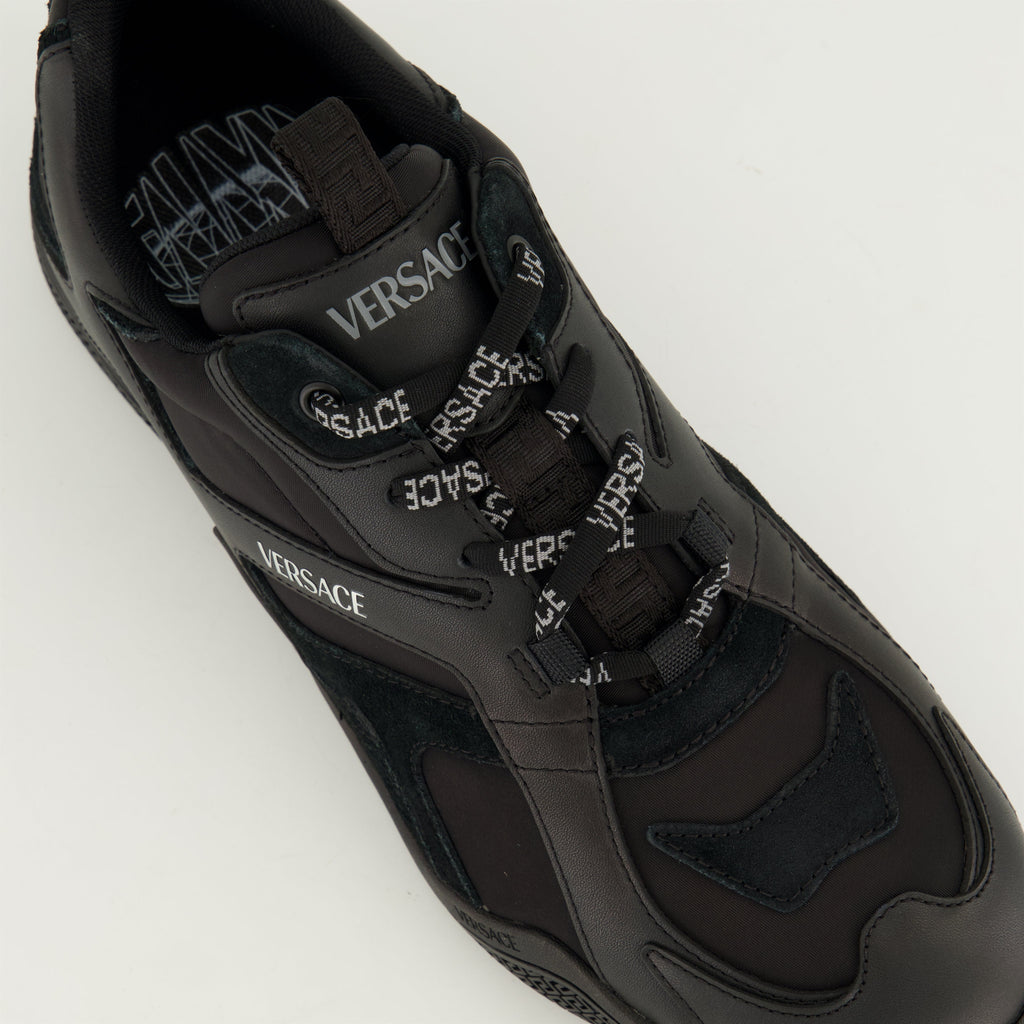 Galaxia Sneakers