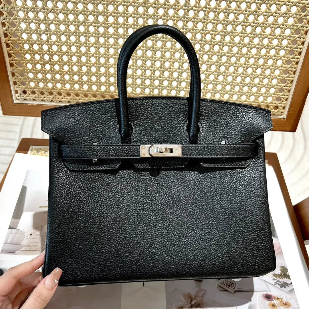 Hermès Birkin 25 Hss Bag In Chalk / Dove Grey Togo Leather