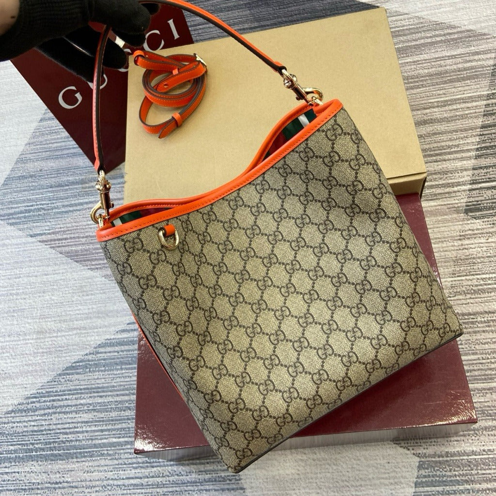 Gucci – Medium Bucket Bag With Gg Emblem